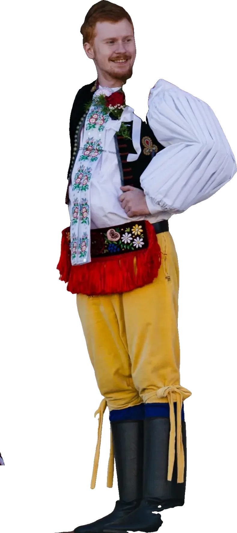 Mladý stárek v celé postavě – žluté kalhoty, vyšívaná šerpa